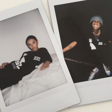 The pair of Off-White x Converse on the account Instagram of Iris Law