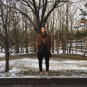 Sneakers Adidas Yeezy Boost 350 "turtle Dove" worn by Chandler Parsons on his Instagram account