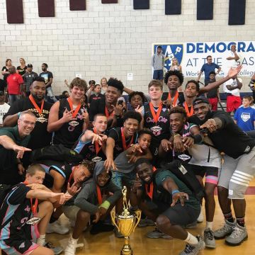 Sneakers Nike Lebron 15 Ksa "air Max 95 worn by Lebron james on his account Instagram