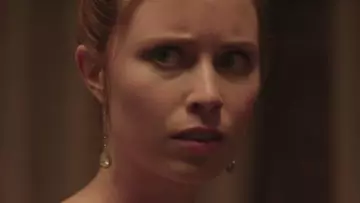 Earrings drop of water from Jenna (Hannah Emily Anderson) in The Purge-season 1