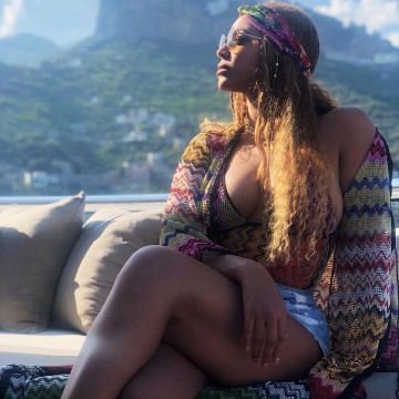 Missoni Mare Knit cover up worn by Beyoncé in Italy