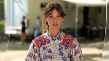 The top printed silk Sandro worn by Ophelia Miller in Prohibited Area of the 01/08/2018