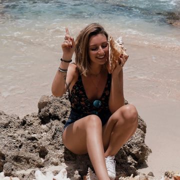 La mamá bajita que lleva Sweetieytb en su cuenta de Instagram