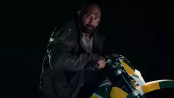 Le blouson de Michael Knox (Dave Bautista) dans Final Score