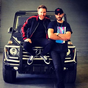 The Sneakers Vans Old Skool black worn by David Guetta on his account Instagram
