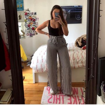 Los pantalones paperbag de la marca boohoo que luce Clara Marz en su cuenta de Instagram