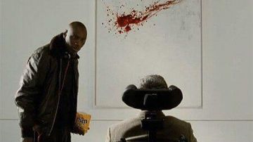 The candy M&M's of Bakari Bassari / Driss (Omar Sy) in the Untouchables