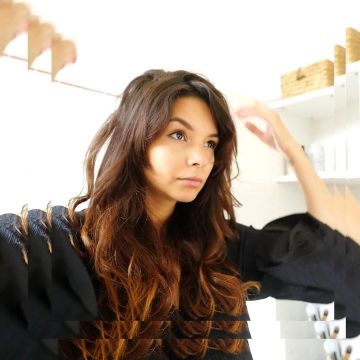 The ruffle dress NA-KD view on the account Instagram of Safia Vendome