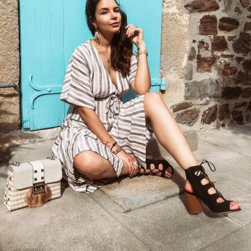 The handbag River Island on the account Instagram of Safia Vendome