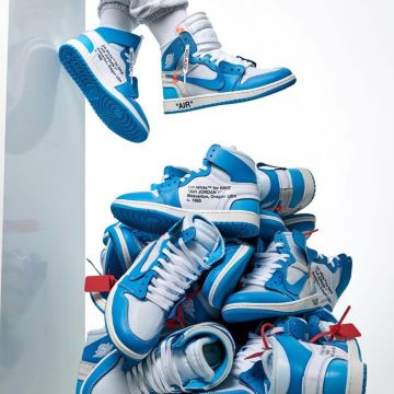Sneakers Air Jordan x Off White Nike AJ I 1 Powder Blue UNC on the account Instagram @fitrotation_