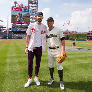 Sneakers The 10: Nike Air Vapormax FK "off white"  worn by Ben Simmons on an Instagram account @brkicks