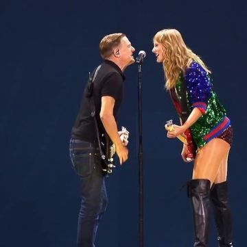 The Bomber Jacket with Sequins Embroidered in Gucci Taylor Swift on Instagram