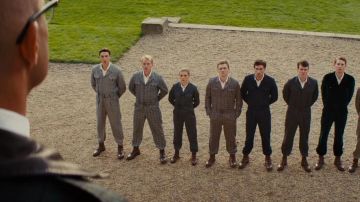 Traje de tweed de Eggsy (Taron Egerton) en Kingsman: Secret Service