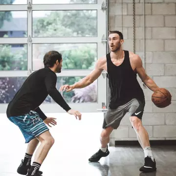 Shoes Basketball Nike Zoom Shift 2 made by Gordon Hayward on his account Instagram