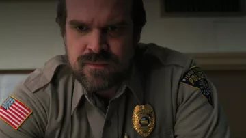 The badge of the sheriff Jim Hopper (David Harbour) in Stranger Things Season 2 Episode 3