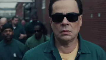 Gafas de sol negras usadas por Richard Matt (Benicio del Toro) como se ve en Escape at Dannemora