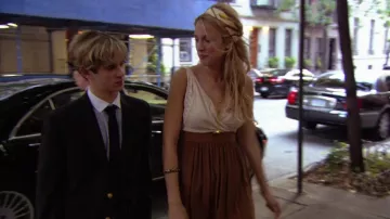 La robe marron et blanche Vena Cava de Serena Van Der Woodsen (Blake Lively) dans Gossip Girl S01E03