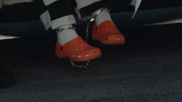 The Crocs orange Tilly Mitchell (Patricia Arquette) in Escape At Dannemora