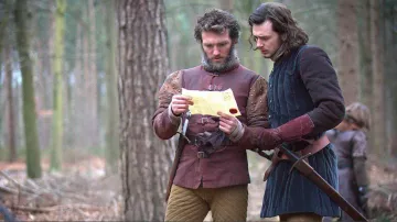 Traje usado por Jasper Tudor (Tom McKay) como se ve en The White Queen S01E09