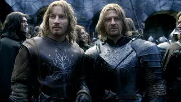 Gondor armor worn by Boromir (Sean Bean) as seen in The Lord of the Rings: The Fellowship of the Ring