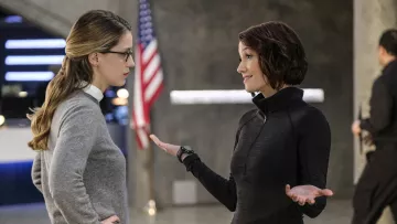 Montre Timex porté par Alexandra Danvers (Chyler Leigh) comme on le voit dans Supergirl S02E16