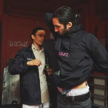 L'anorak noir HUF X Sorayama de Lomepal sur son compte Instagram