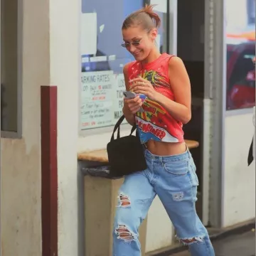 Instagram bellahadid: Clothes, Outfits 