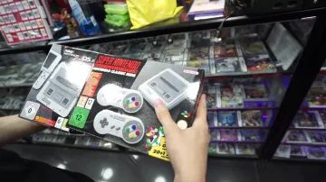 The console New Nintendo 3DS XL exchanged by Hugo Posay in his video "We exchanged a pen against an iPhone"