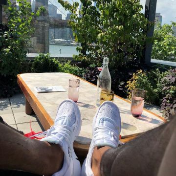 Les Sneakers Nike Air Presto "off White"   portées par Tobias Harris sur son compte Instagram