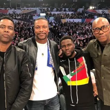 The bomber jacket bomber on the account Instagram of Chris Rock