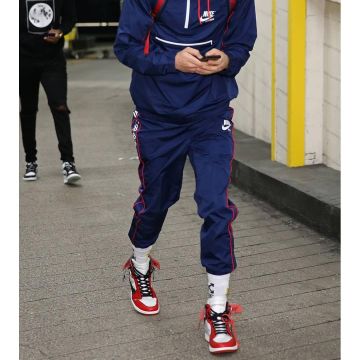 Sneakers The 10: Air Jordan 1 "off white"  worn by Jayson Tatum on an Instagram account @slamkicks