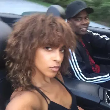 Jacket Adidas black three stripes worn by Chris Rock on his account Instagram