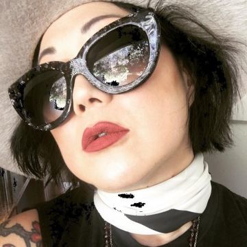 Gafas de sol usadas por Margaret Cho en su cuenta de Instagram