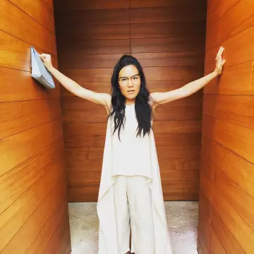 The white pants Kaarem worn by Ali Wong on his account Instagram