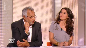 La camiseta de golondrina de Laure Daussy en 28 minutos del 30/07/2018