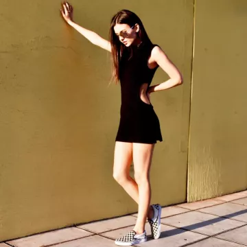 Les sneakers Vans Classic Slip On portées par Victoria Justice sur son compte Instagram