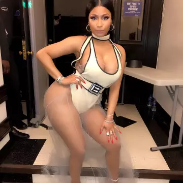 Le body beige avec voile de Nicki Minaj aux MTV Video Music Awards 2018