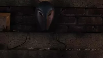 Yup'ik wooden wolf mask seen in Hold The Dark