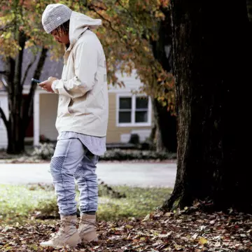 Boots beige Yeezy Combat Boot Season 4 Sand door the youtubeur Tony D on his account instagram
