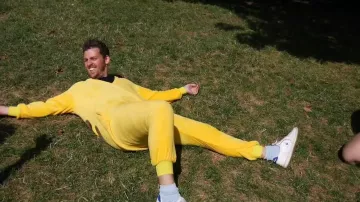 The white shoes le coq sportif, worn by Peter Croce in his video "hunting pokémon by rugby players"