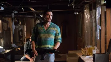 Le pull rayé porté par Taylor Balik (James Franco) dans Kin : le commencement