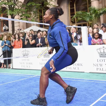 Sneakers Nike Air More Uptempo "Supreme" worn by Serena Williams on his account Instagram