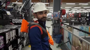 The lifejacket as seen in the video "all alone in a decathlon" of Peter Croce