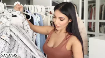 The pants snake print Pretty Little Thing in the YouTube video STUFF AND HAUL : I robbed PrettyLittleThing ! of Sananas