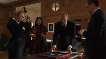 La robe Alexander McQueen de Amita (Mindy Kaling) dans Ocean's 8