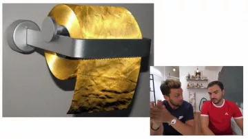 The toilet paper in gold seen in the YouTube video "The worst delusions of the rich #2" de Pierre Croce