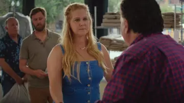 La robe en Jean de Renee Bennett (Amy Schumer) dans I Feel Pretty