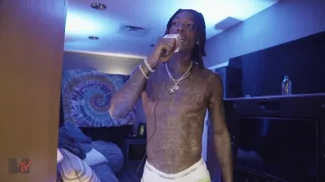 The boxer shorts Calvin Klein white worn by rapper Wiz Khalifa in the video DayToday: The Road Knows Best