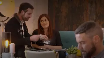 La veste en jean noire doublée de Thomas dans L'amour est dans le pré 2018