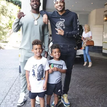 Nike Lebron X JE Icon QS sneakers worn by Antonio Brown on his Instagram account (@ab)